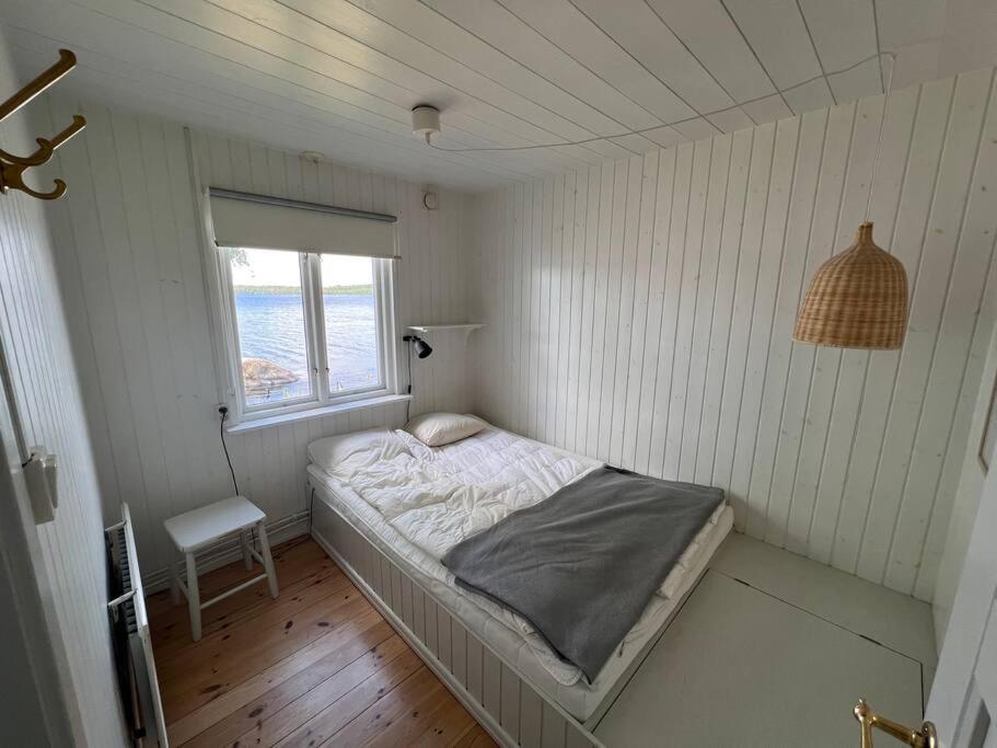 "Talludden" By The Lake Arydssjoen, Furuby Exterior photo